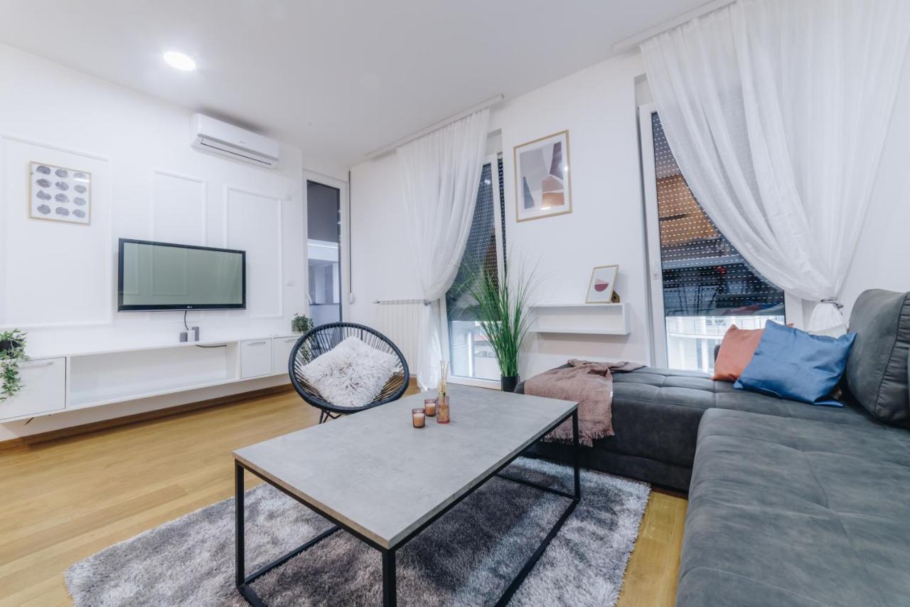 Lust Premium Apartments Kragujevac Eksteriør billede